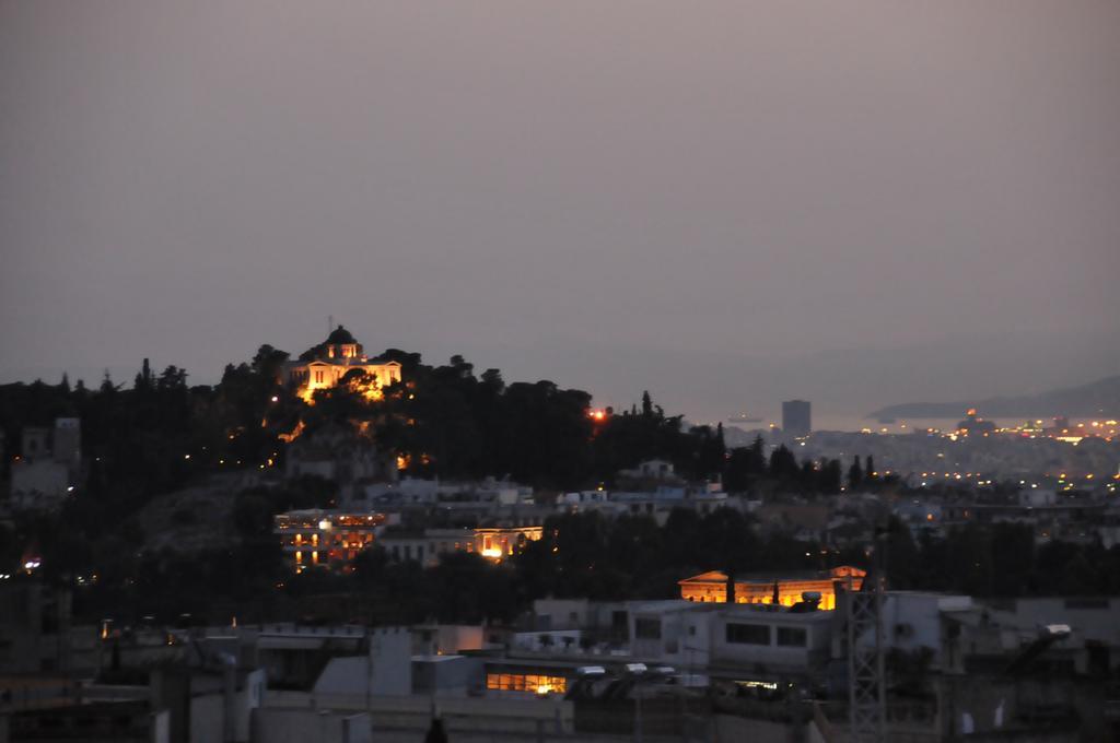 אתונה Acropolis At Home: Loft With A View מראה חיצוני תמונה